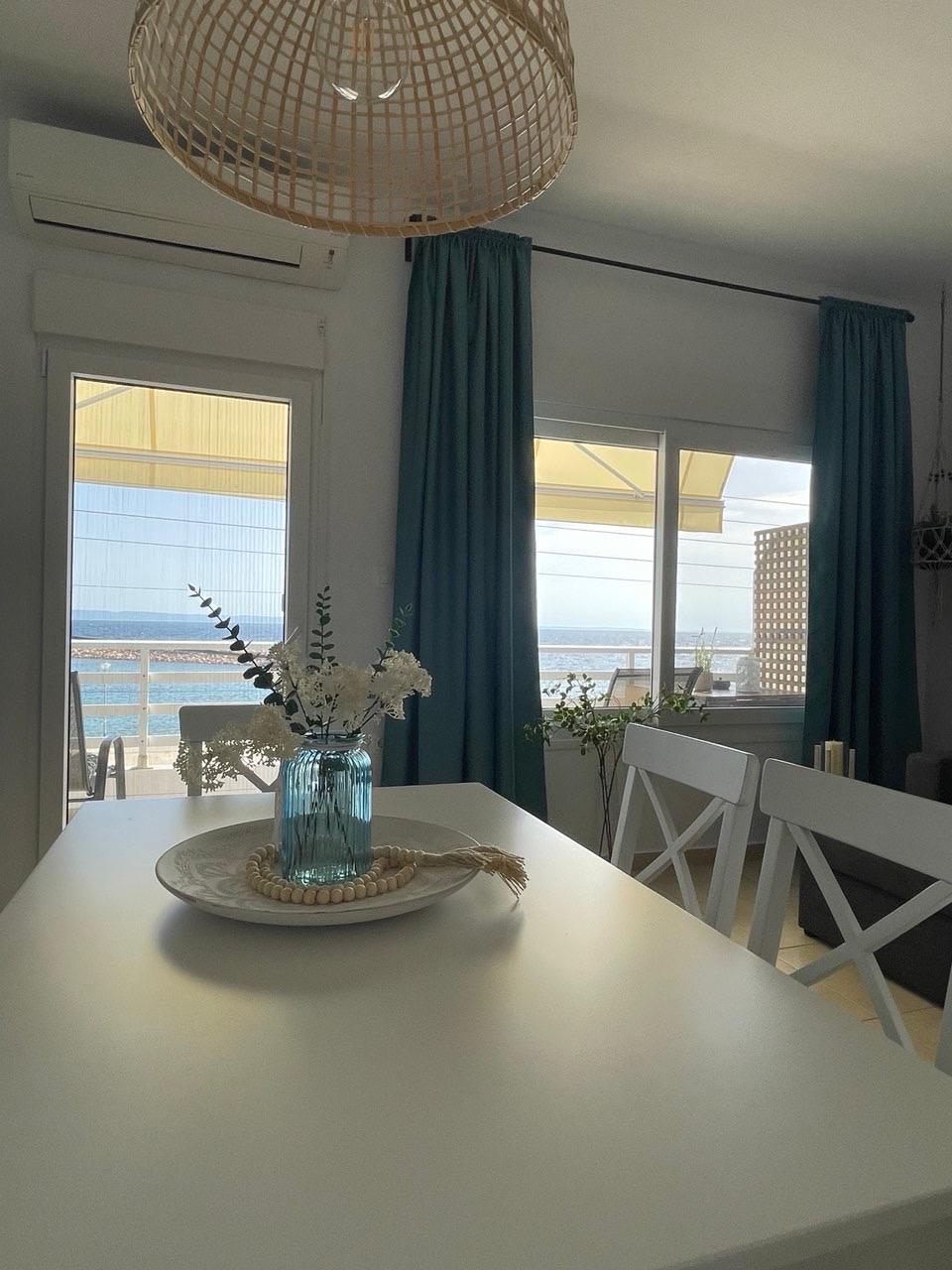 Dining View