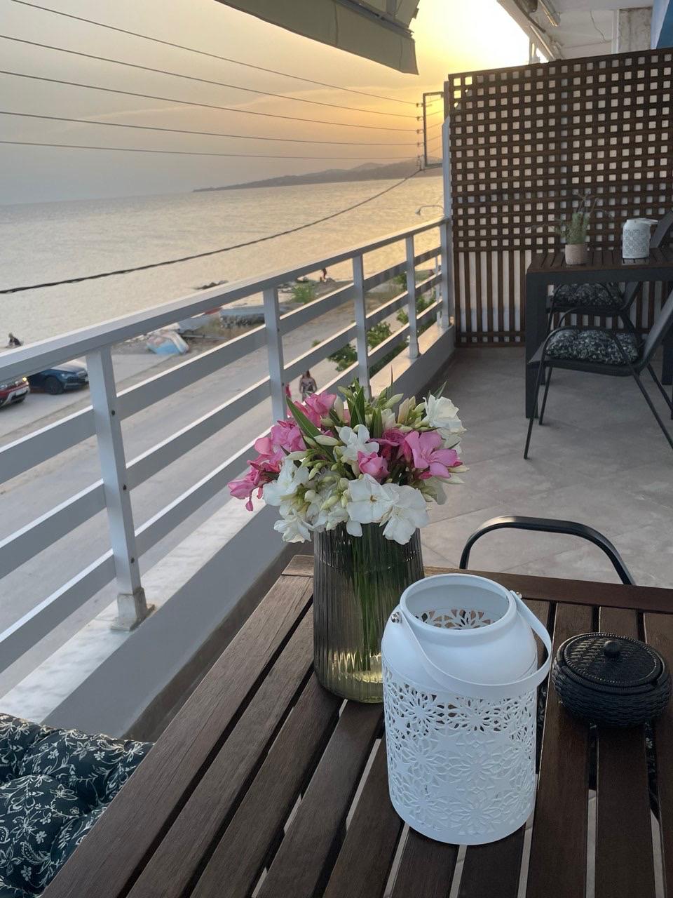 Terrace Lounge